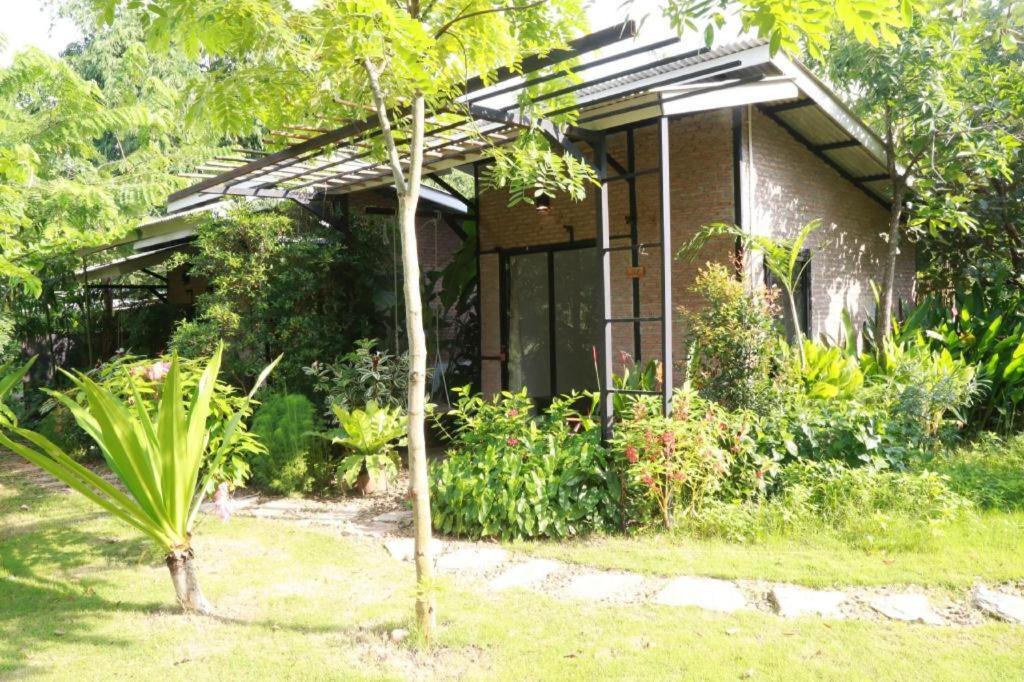 Le Bassin Erawan Resort Kancsanaburi Kültér fotó
